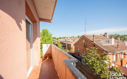 Vista exterior de Pis en venda en Sant Cugat del Vallès amb Aire condicionat, Calefacció i Terrassa