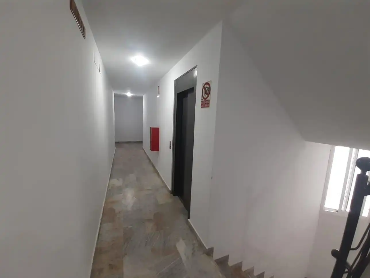 Ático en venta en Dos Hermanas con Aire acondicionado, Terraza y Alarma