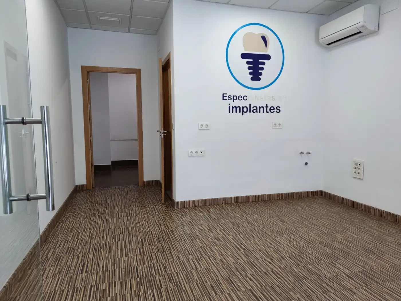 Commercial properties for rent in Calle ASOCIACION, 39, Fátima - El Panderón