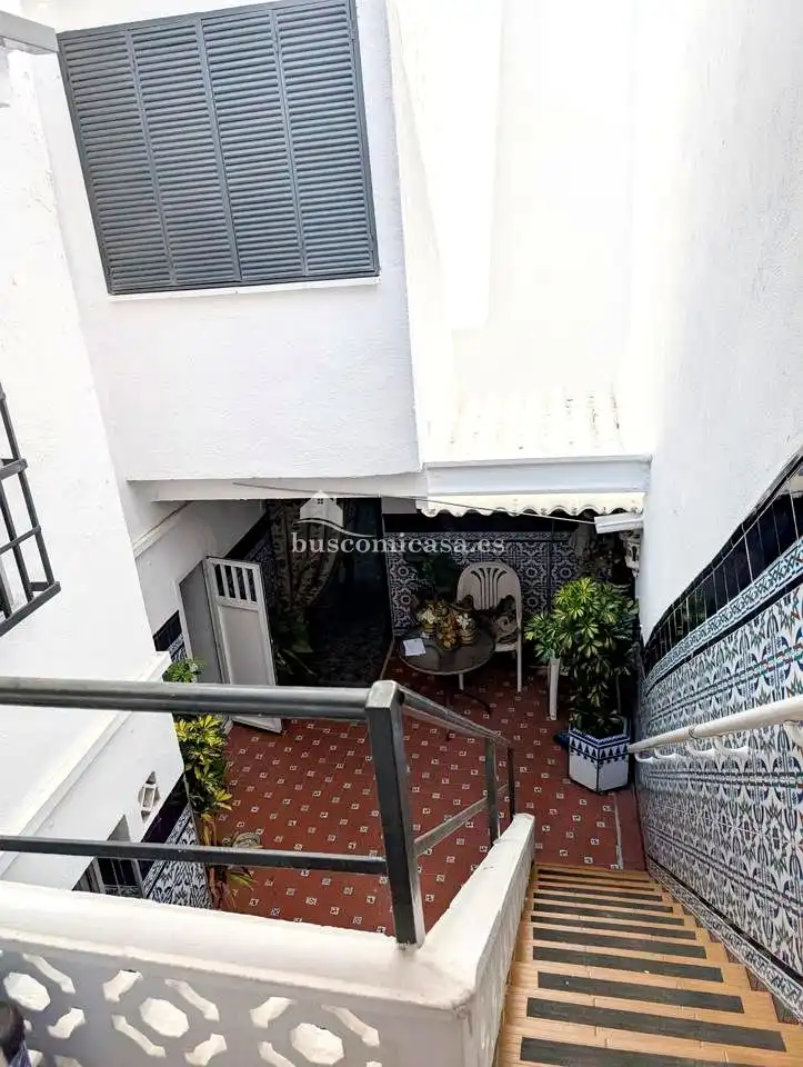 Terrassa de Casa adosada en venda en Jaén amb Aire condicionat, Terrassa i Balcó