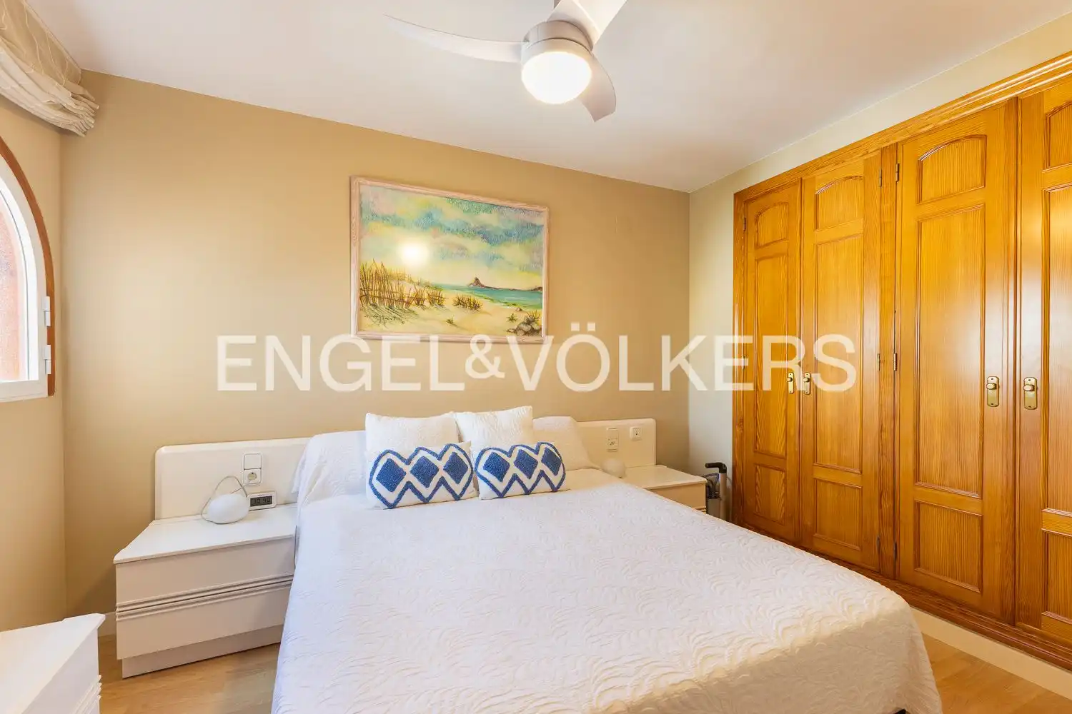Habitación de Ático de alquiler en Cullera con Aire acondicionado, Calefacción y Parquet