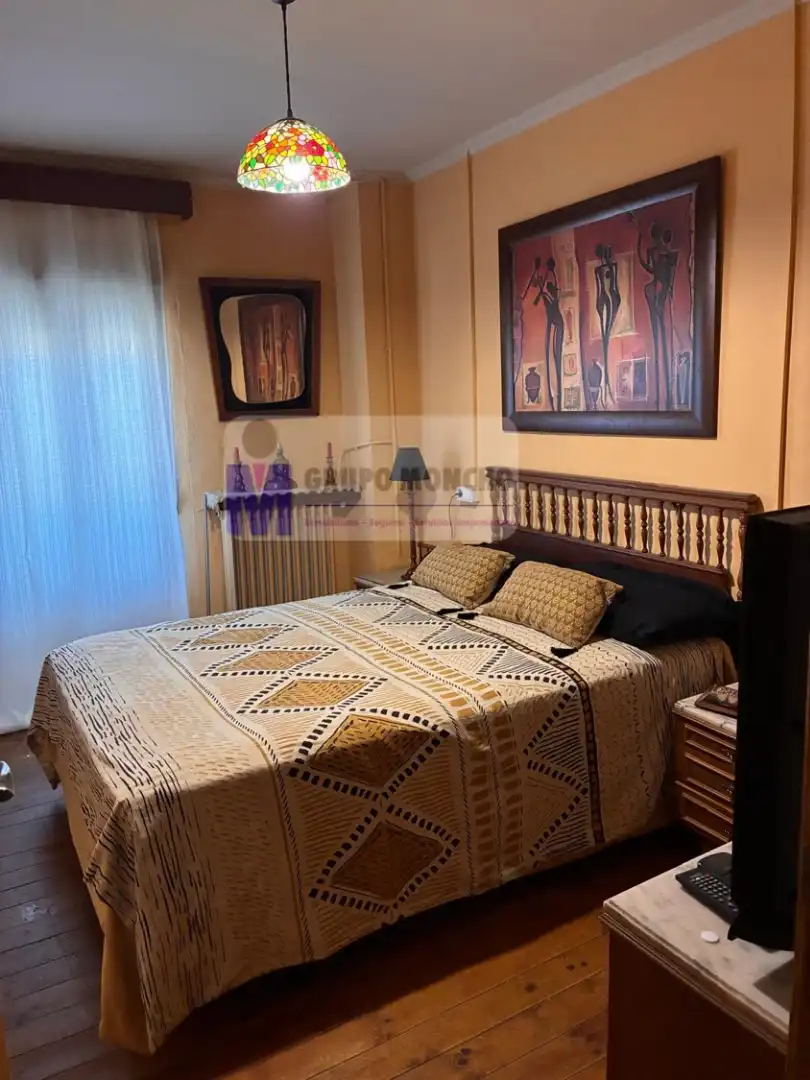 Habitación de Casa adosada en venta en Allariz con Calefacción, Jardín privado y Amueblado
