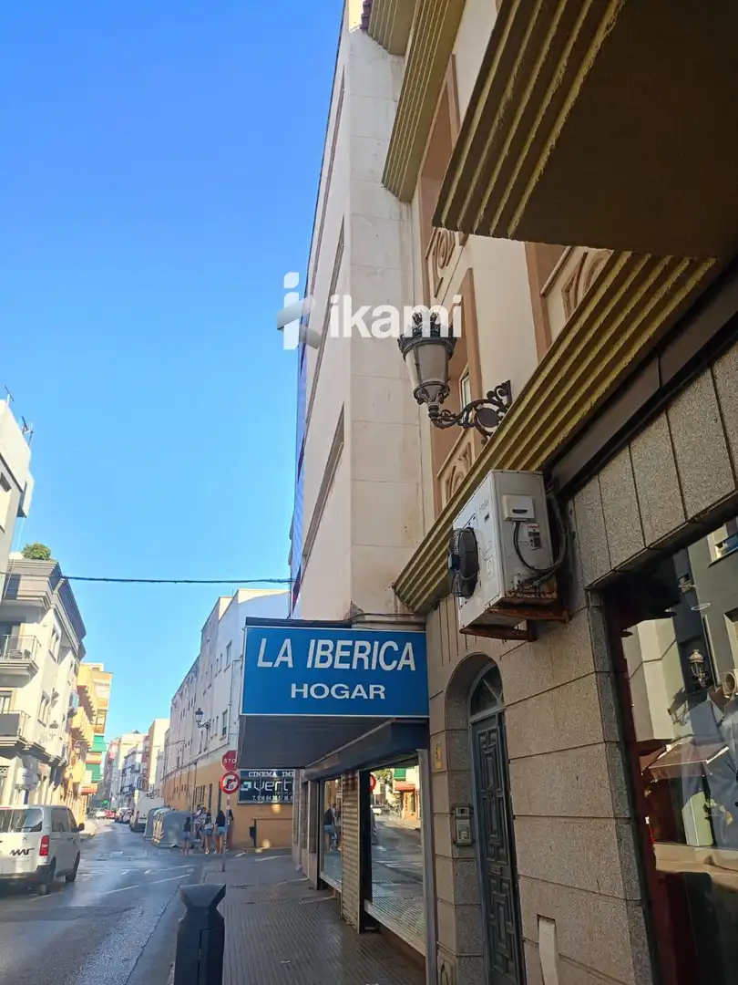 Exterior view of Buildings for sale in La Línea de la Concepción