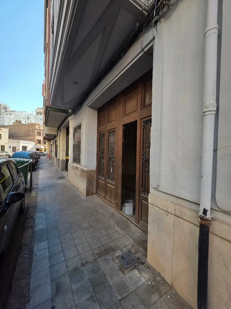 Vista exterior de Local en venda en Castellón de la Plana / Castelló de la Plana