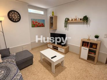 Piano terra con piscina in vendita a Carrer Òliba