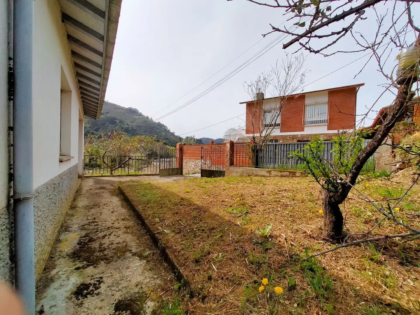 Vista exterior de Residencial en venta en Candamo