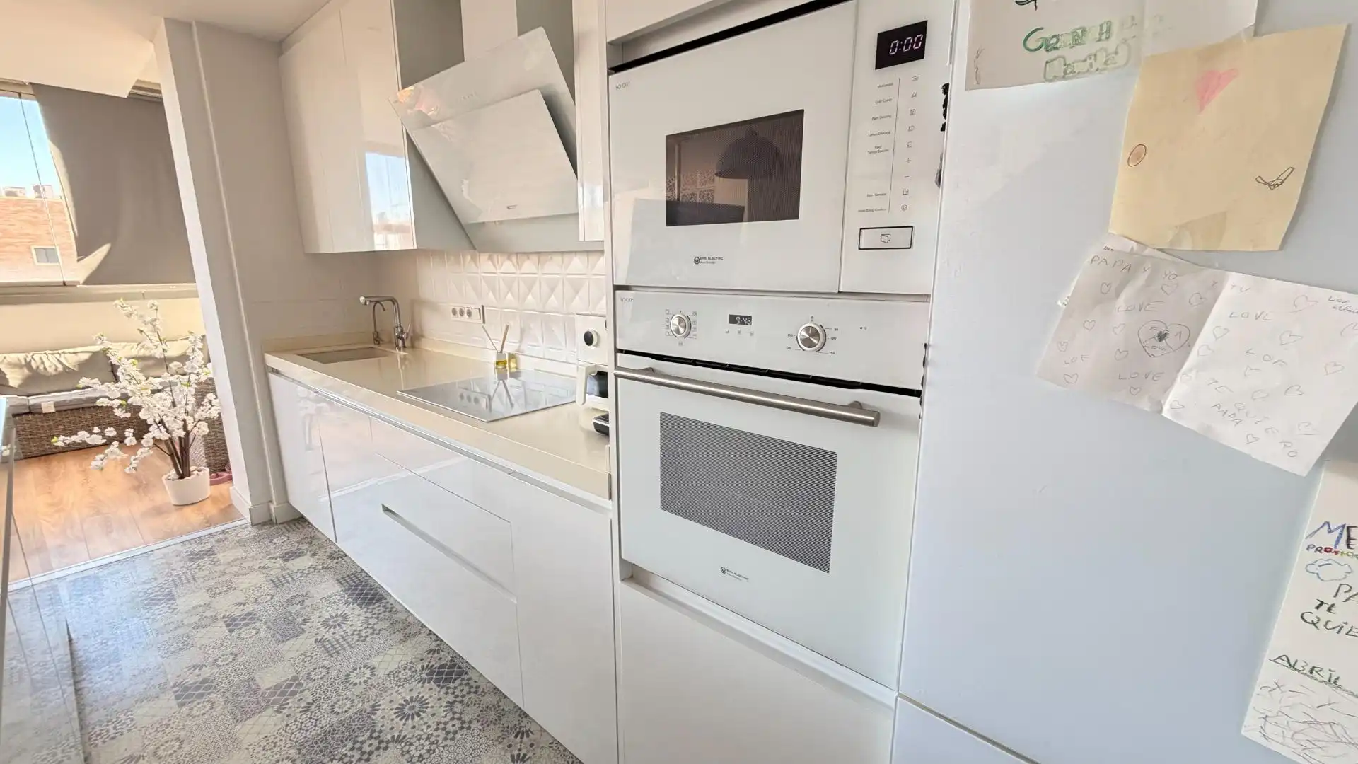 Küche von Dachboden zum Verkauf in Elche / Elx mit Heizung, Terrasse und Abstellraum