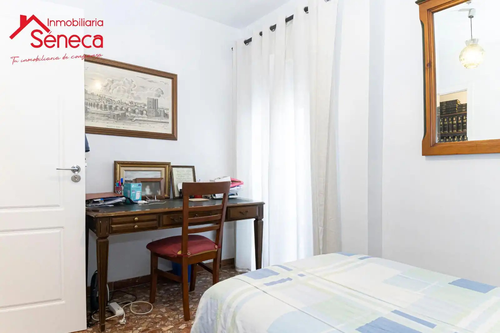 Schlafzimmer von Wohnung zum Verkauf in Córdoba mit Klimaanlage, Heizung und Terrasse