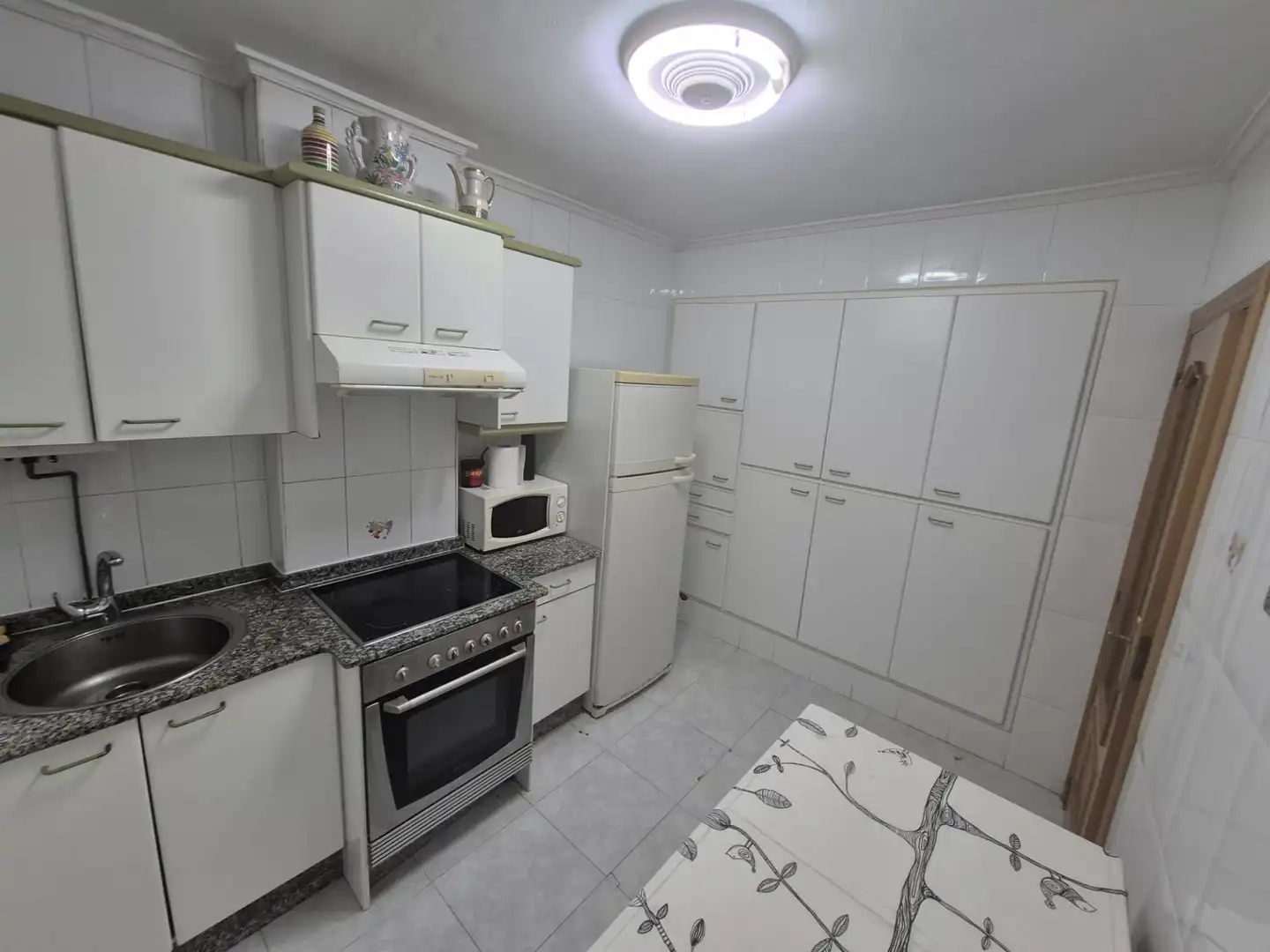 Appartamento con ascensore in vendita a Calle de la Magdalena, imagen 2