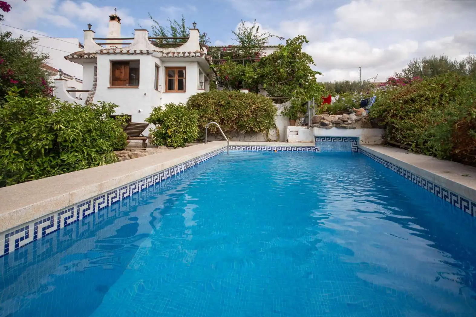 Swimming pool of Houses for sale in Periana  with Air Conditioner, Private garden and Terrace