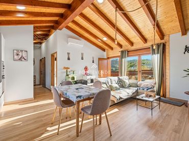 Chalet con piscina en venta en Barro