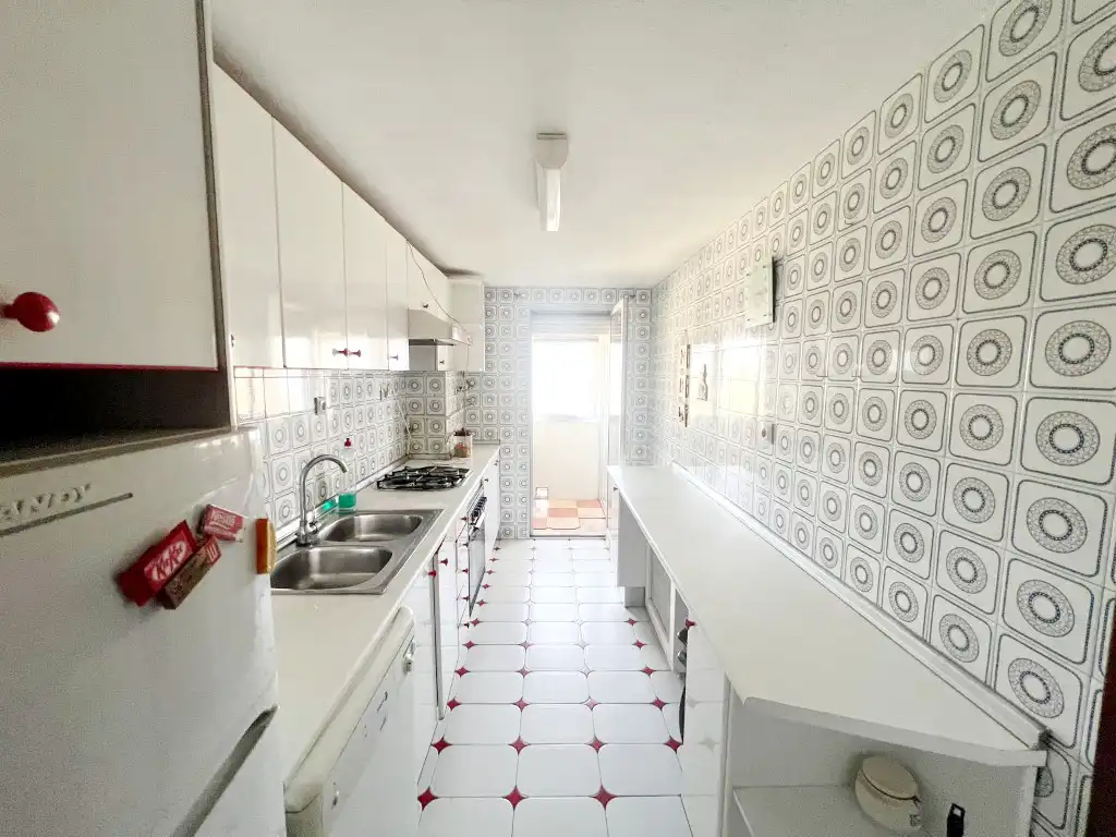 Cocina de Piso en venta en Madrid con Calefacción, Parquet y Terraza