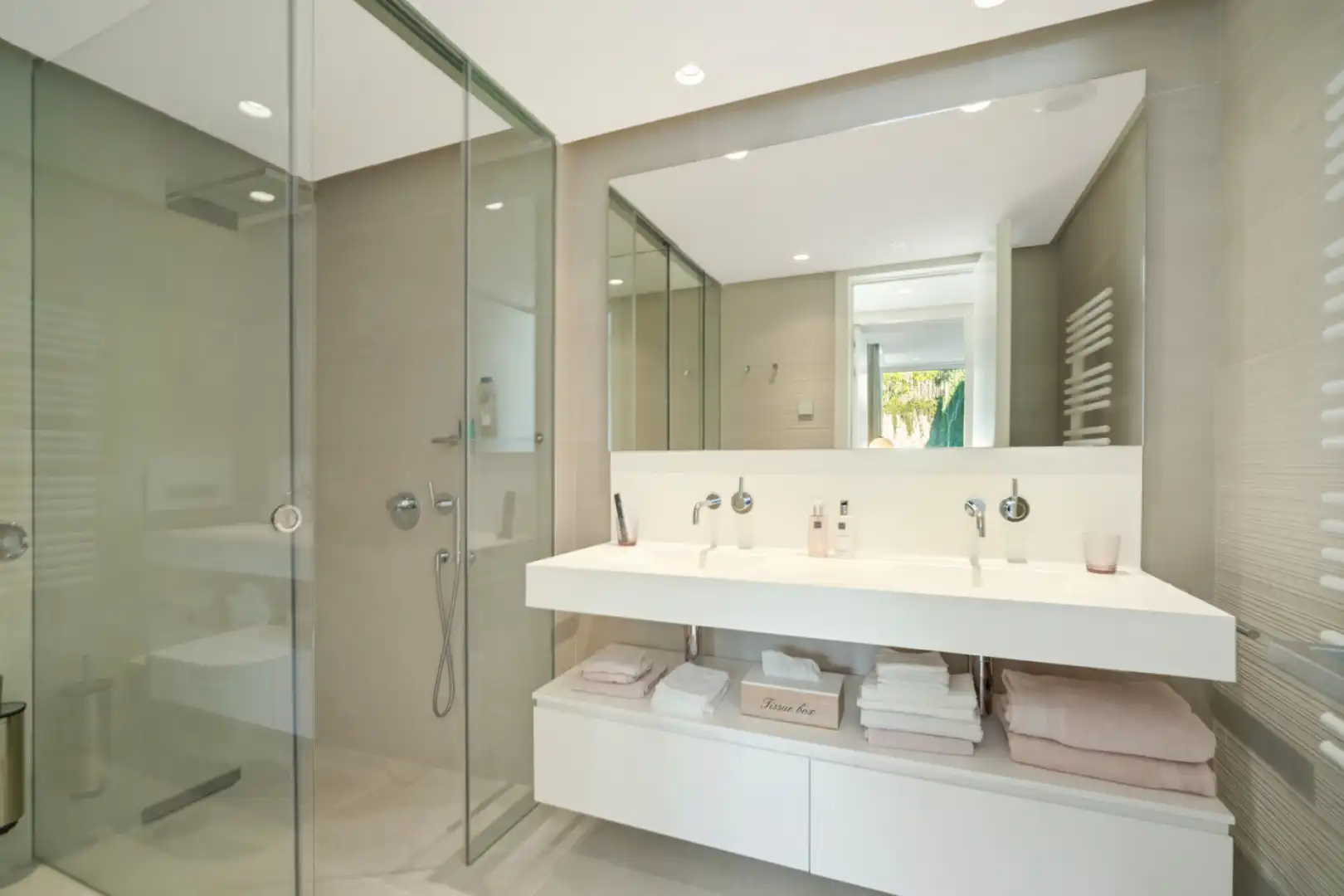 Baño de Ático en venta en Marbella con Aire acondicionado, Terraza y Trastero