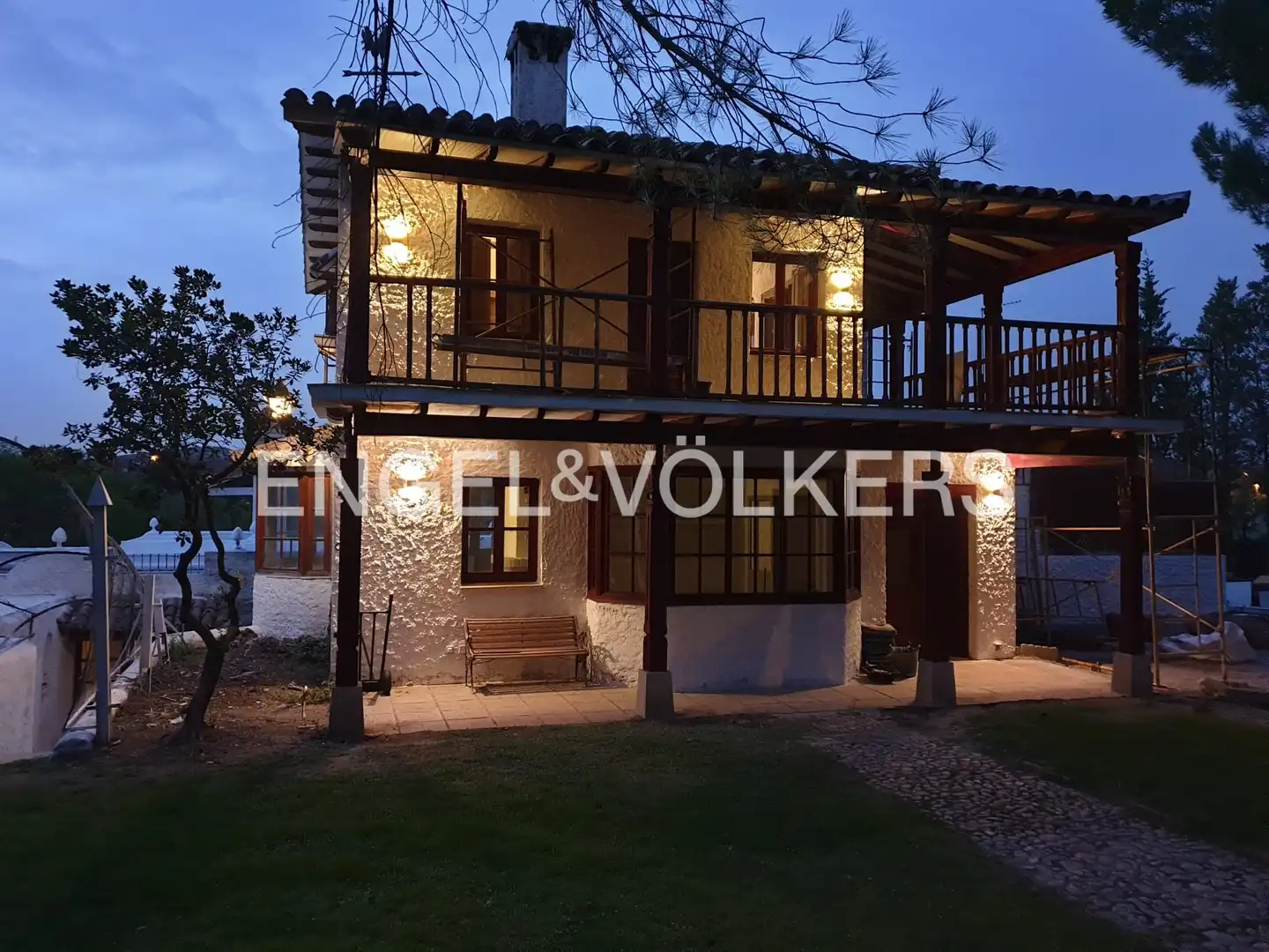 Vista exterior de Casa o chalet de alquiler en Las Rozas de Madrid con Calefacción, Jardín privado y Terraza