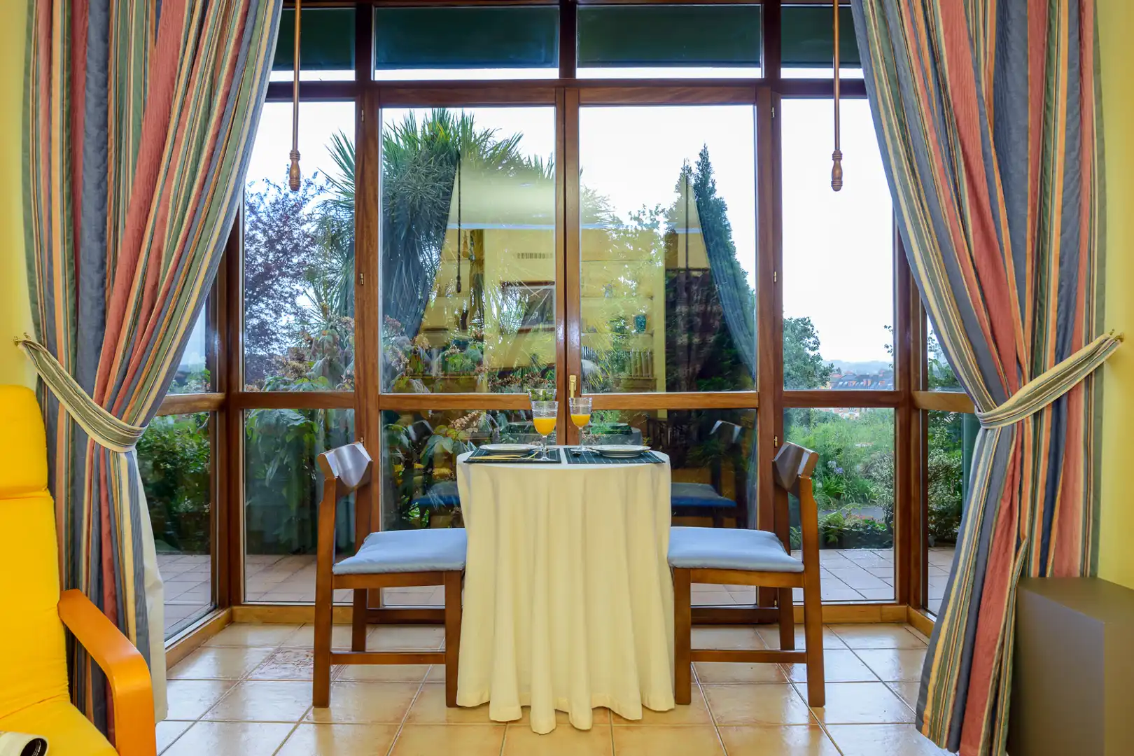 Comedor de Casa o chalet en venta en Oviedo  con Calefacción, Jardín privado y Parquet
