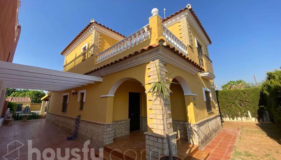 Foto 1 de Casa o chalet de alquiler en Calle Torre del Oro, ., Bollullos de la Mitación, Sevilla