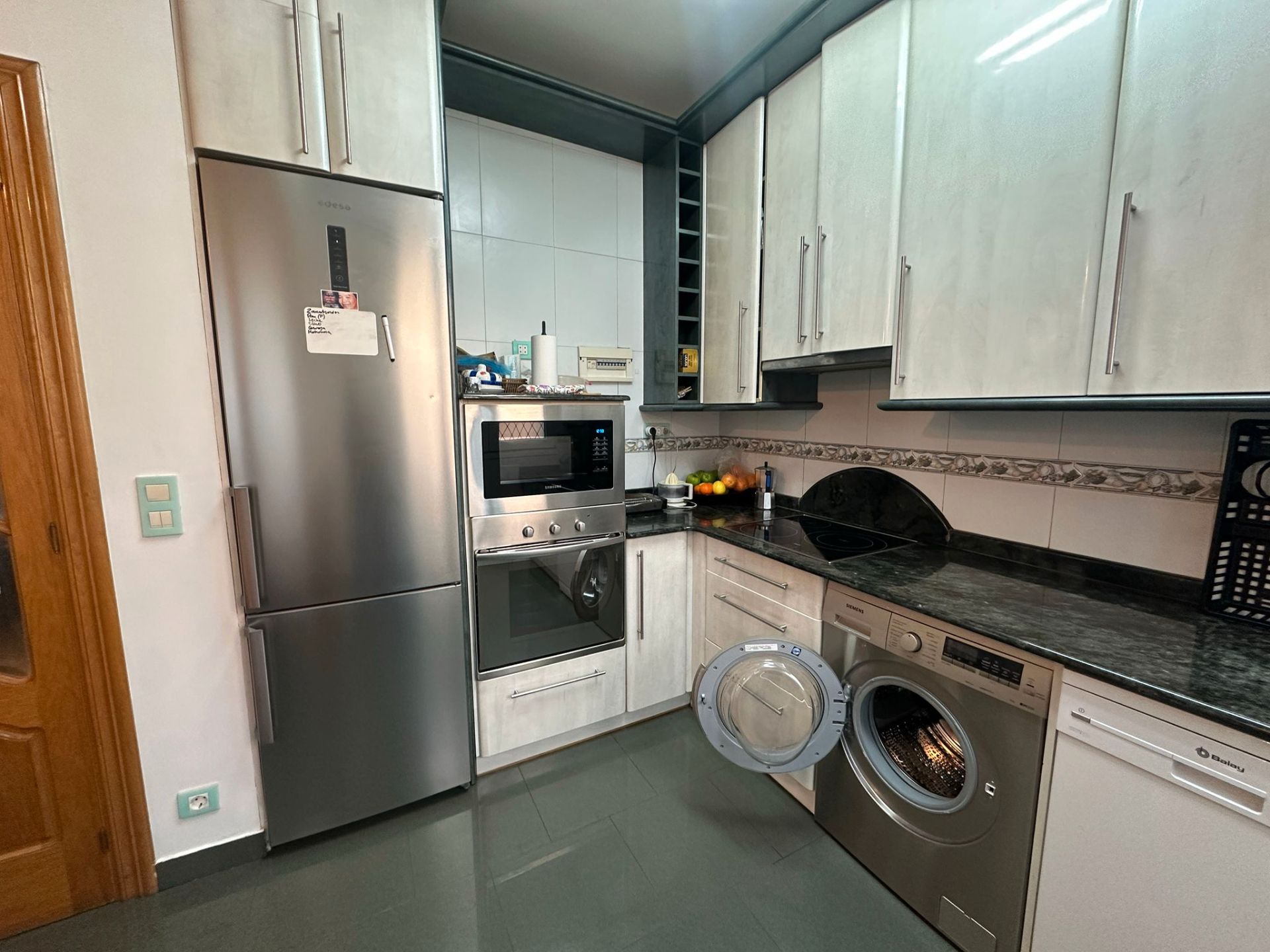Kitchen of Flat for sale in Bilbao   with Heating and Furnished