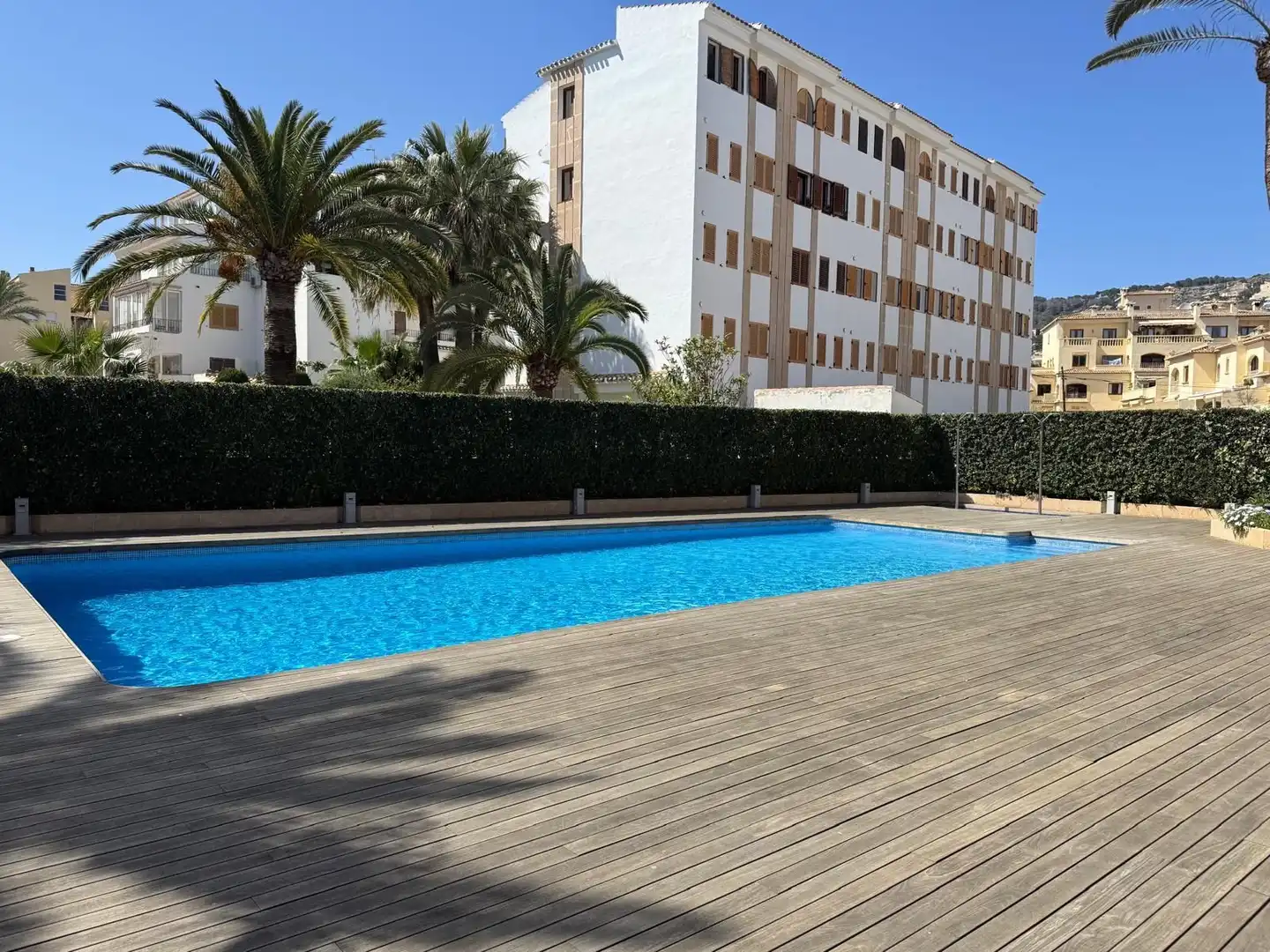 Schwimmbecken von Dachboden zur Miete in Jávea / Xàbia mit Klimaanlage, Heizung und Terrasse