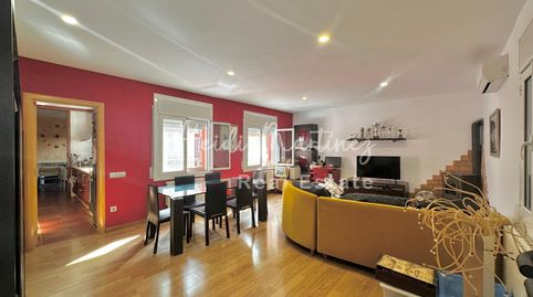 Foto 2 de Casa adosada en venda a Molins de Rei, Barcelona