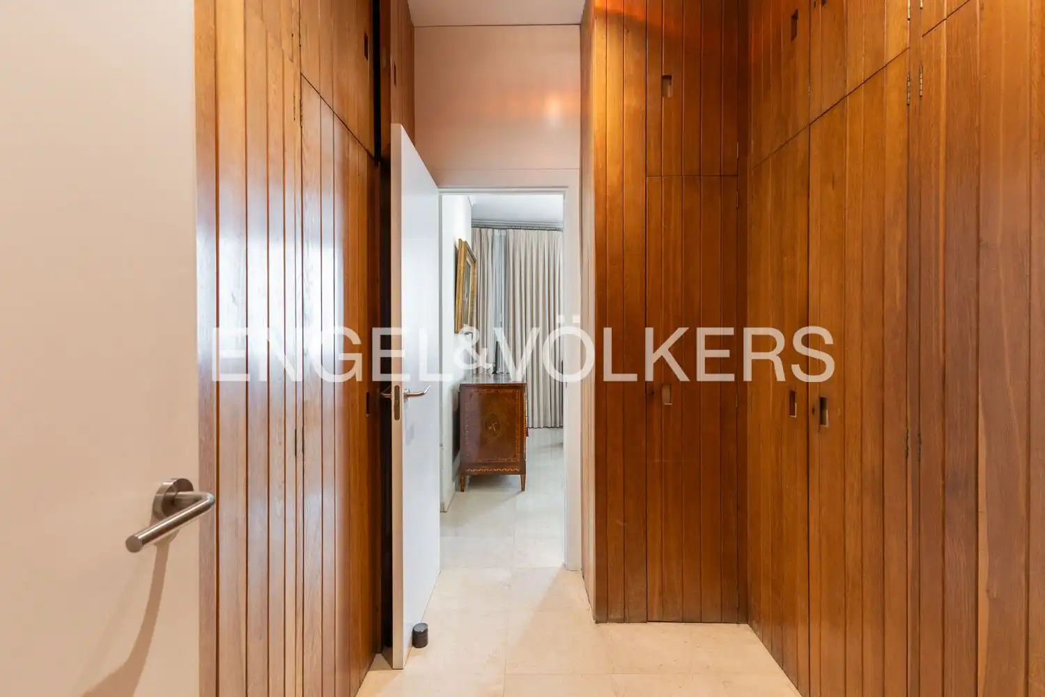 Piso en venta en Valencia con Aire acondicionado, Calefacción y Balcón