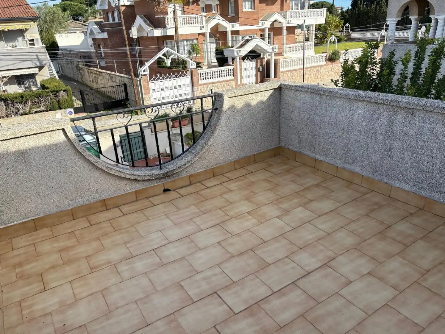 Adosado con jardín en venta en Carrer Grimpola 0