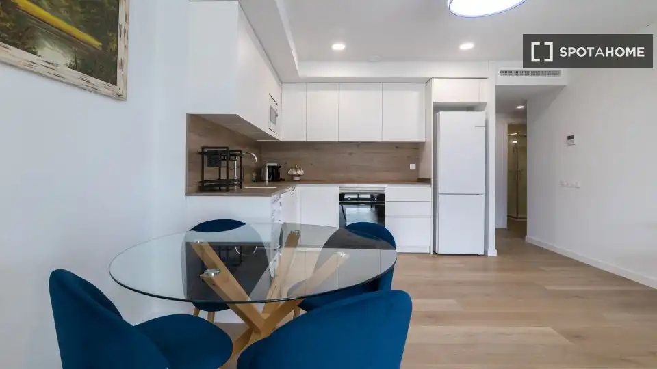 Cocina de Apartamento para compartir en El Puig de Santa Maria con Aire acondicionado, Terraza y Amueblado