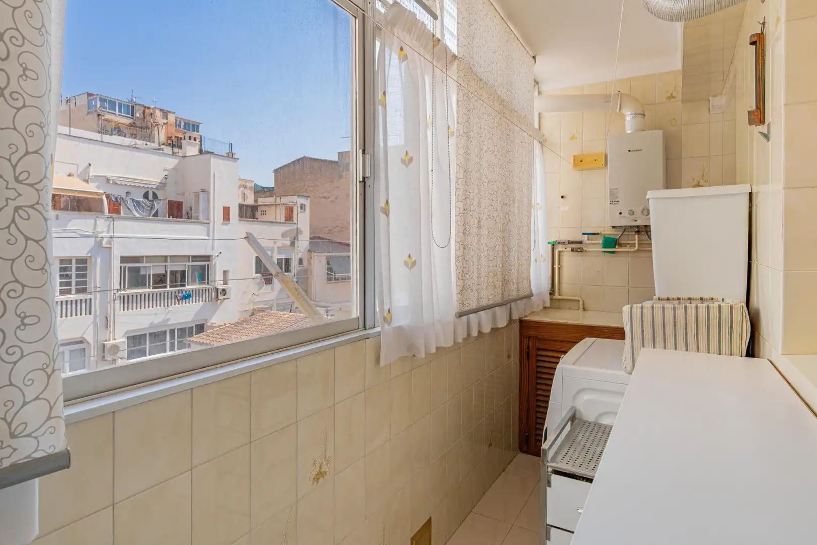 Terrasse von Wohnungen zum Verkauf in  Palma de Mallorca mit Klimaanlage, Terrasse und Balkon