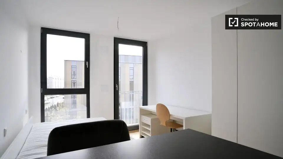 Dormitori de Apartament per a compartir en Sot de Ferrer amb Aire condicionat, Terrassa i Moblat
