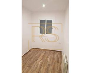 Bedroom of Flat for sale in  Barcelona Capital  with Air Conditioner and Parquet flooring