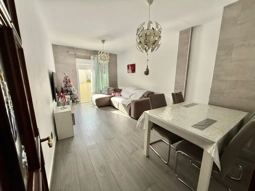 Wohnzimmer von Maisonette zum Verkauf in Cádiz mit Balkon