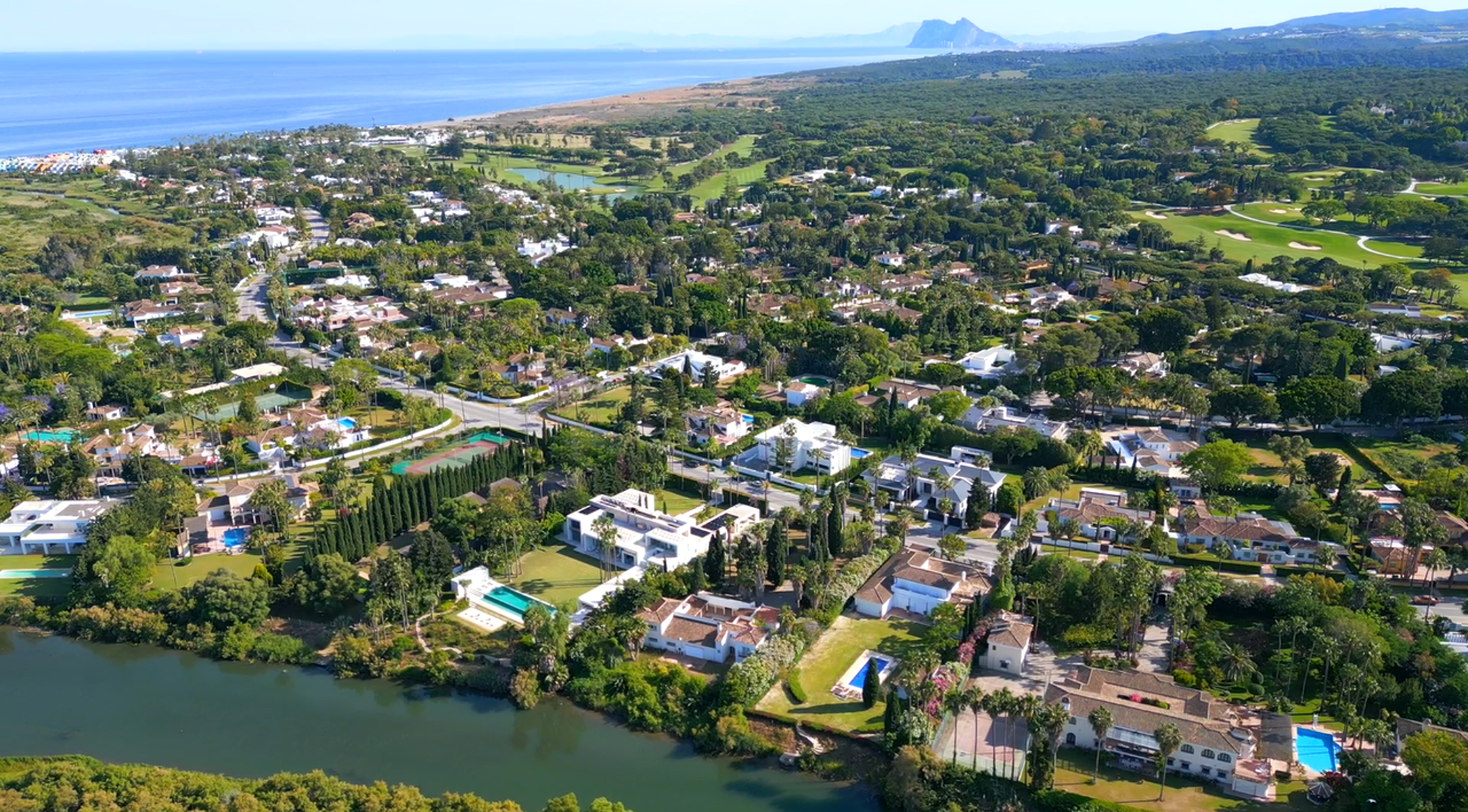 Exterior view of Residential for sale in Sotogrande