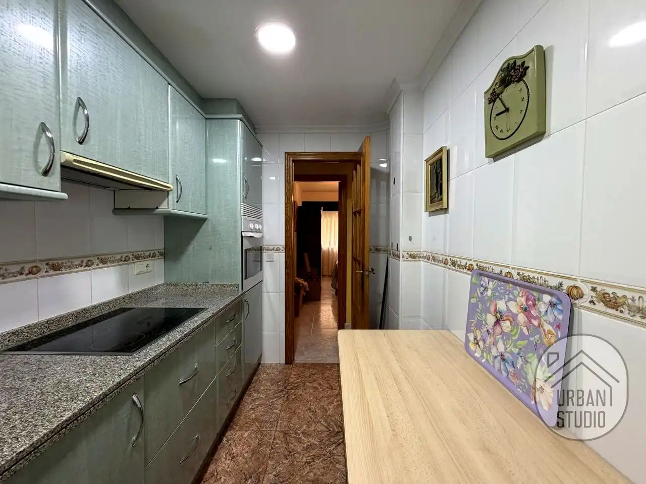 Kitchen of Flat for sale in Alicante / Alacant  with Air Conditioner, Furnished and Balcony