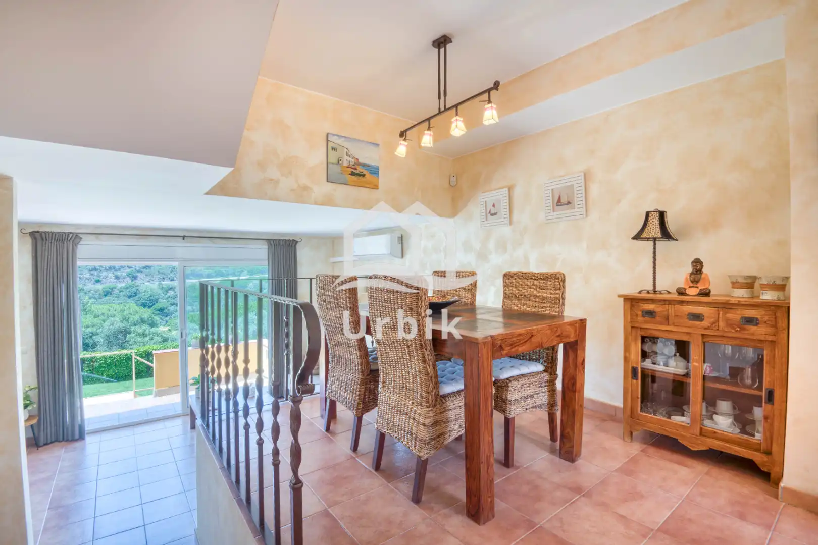 Esszimmer von Einfamilien-Reihenhaus zum Verkauf in Castell d'Aro, Platja d'Aro i s'Agaró mit Klimaanlage, Heizung und Terrasse