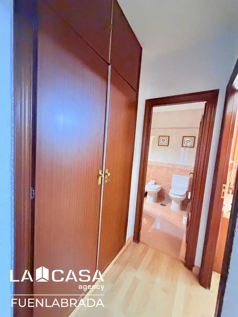 Baño de Piso en venta en Fuenlabrada con Aire acondicionado, Calefacción y Terraza