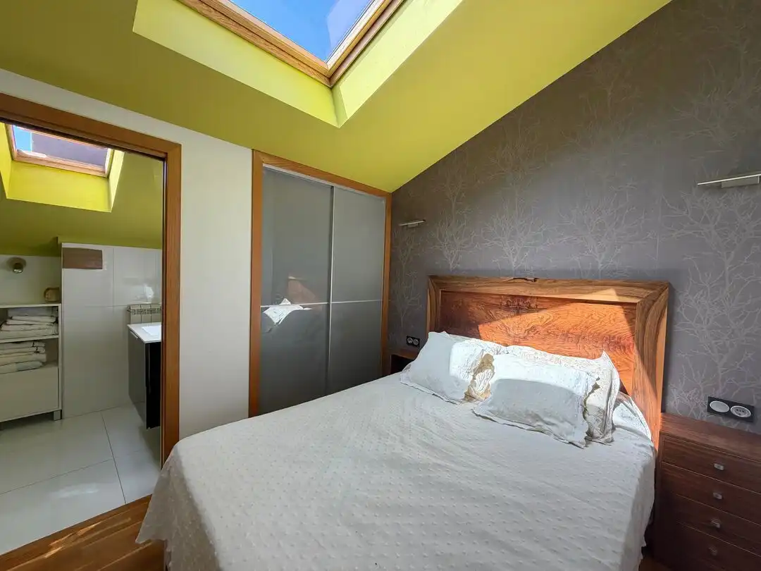 Habitación de Dúplex en venta en Astigarraga con Calefacción y Terraza