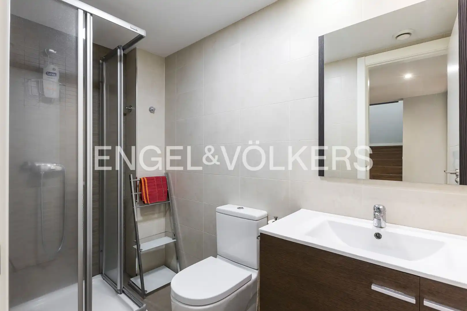Bathroom of Detached homes for rent in Madrid  with Air Conditioner, Heating and Private garden