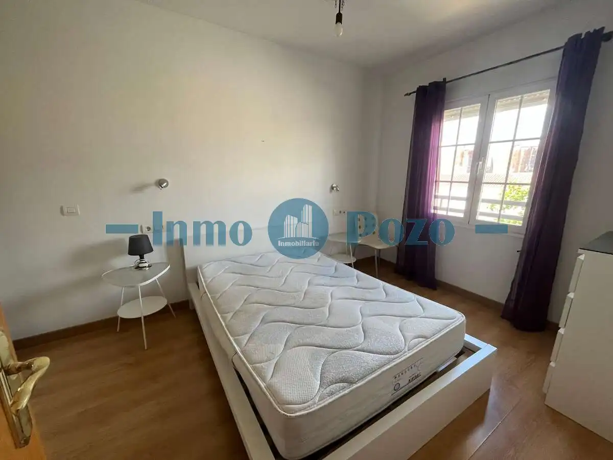 Habitación de Piso en venta en Almendralejo con Aire acondicionado, Calefacción y Trastero