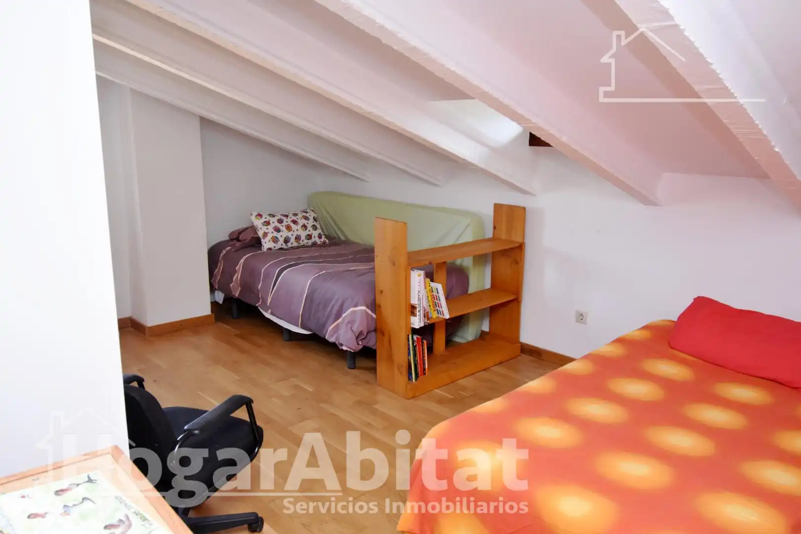 Bedroom of Houses for sale in Picassent  with Air Conditioner, Private garden and Terrace