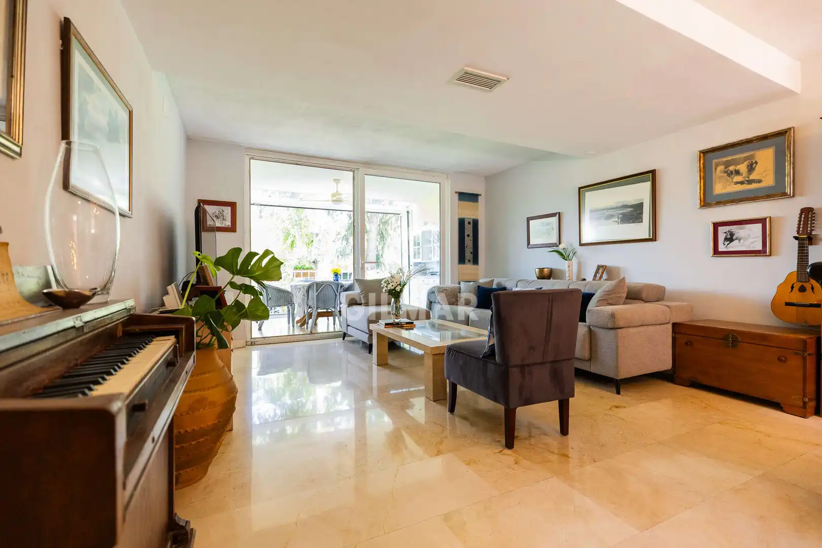 Living room of Detached homes for sale in Galapagar  with Heating, Private garden and Swimming Pool