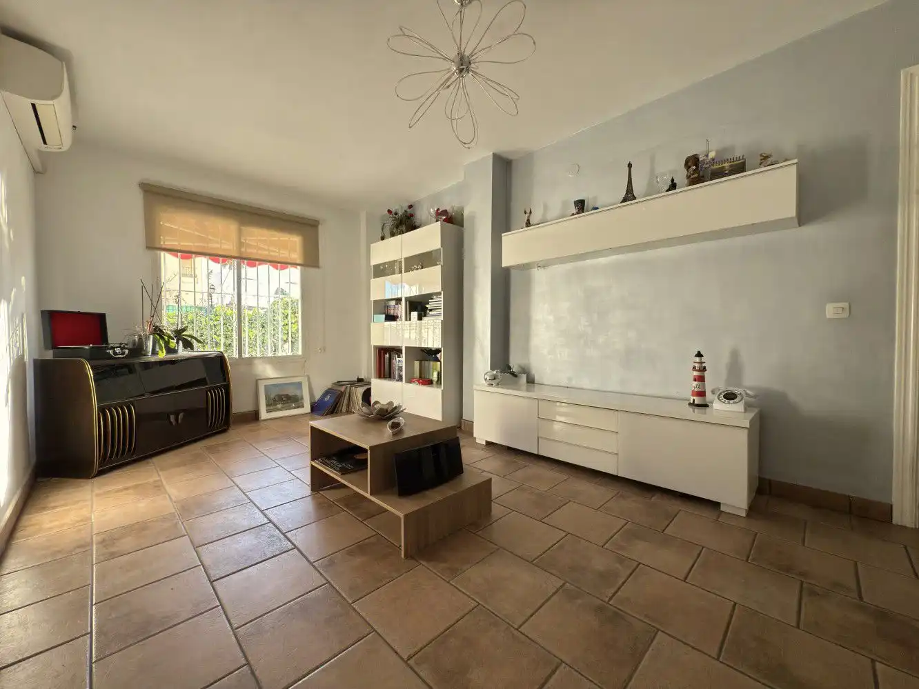 Sala de estar de Casa o chalet en venta en Vélez-Málaga con Terraza y Trastero