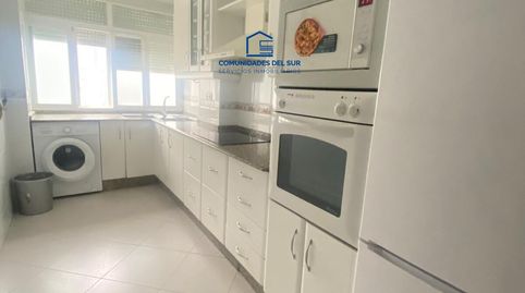 Photo 3 of Flat for rent in Astilleros - La Paz - Loreto - El Corte Inglés, Cádiz Capital