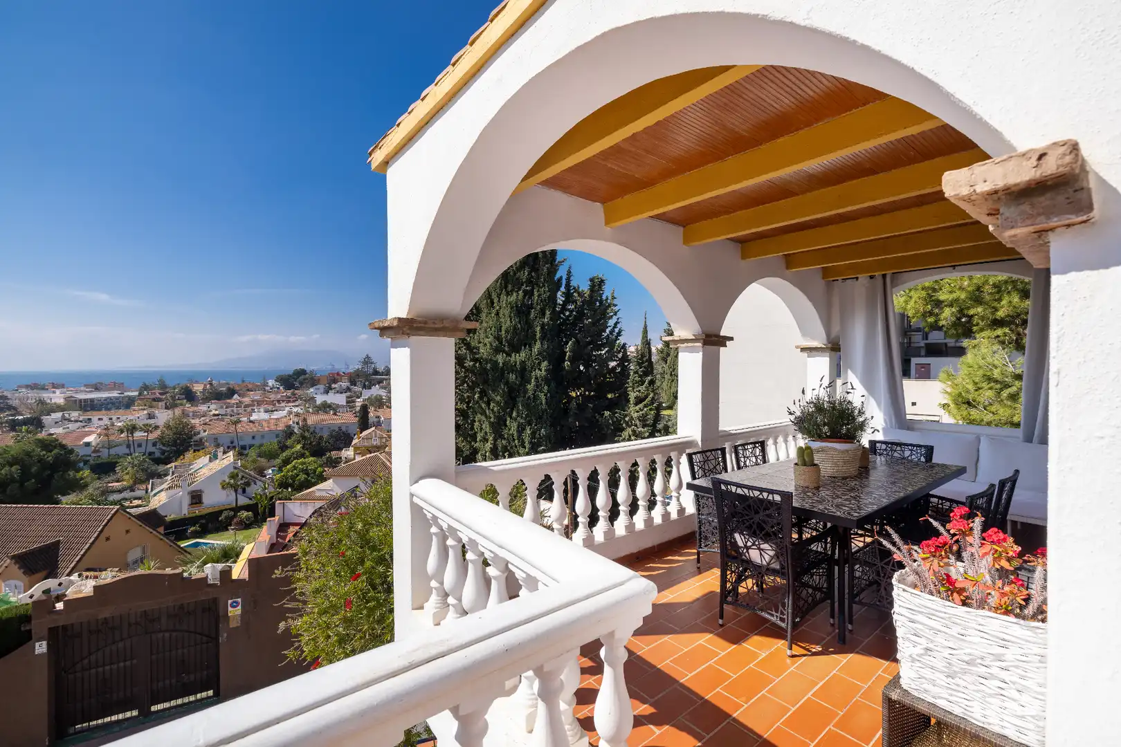 Terrassa de Casa o xalet en venda en Málaga amb Aire condicionat, Calefacció i Jardí privat