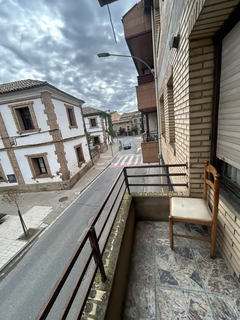 Vista exterior de Casa adosada en venta en Corella con Calefacción, Jardín privado y Terraza