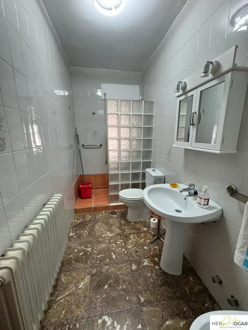 Bathroom of Houses for sale in Cobisa  with Air Conditioner, Heating and Terrace