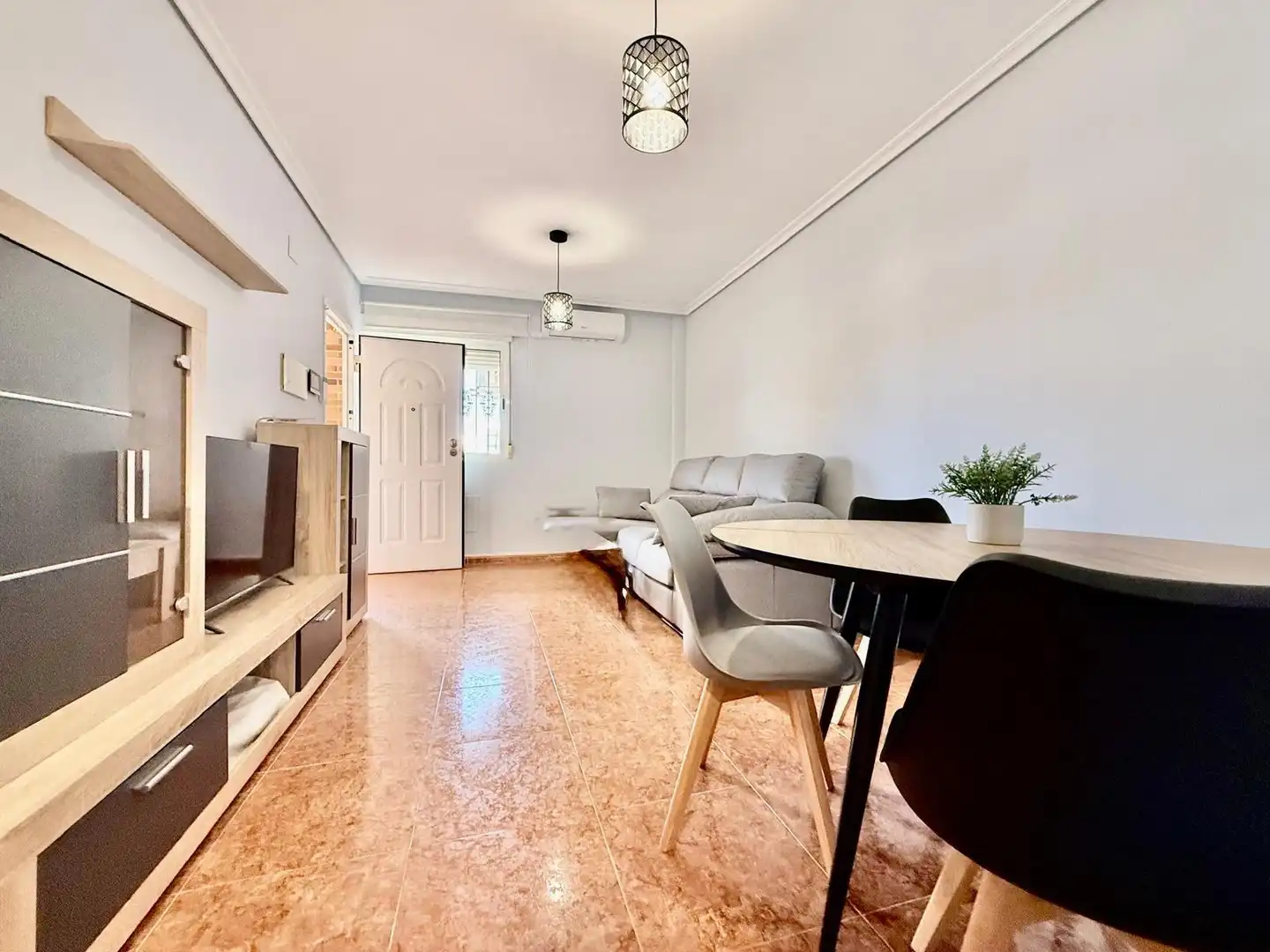 Terraced house with terrace for sale in Calle Calle Somosierra, imagen 12