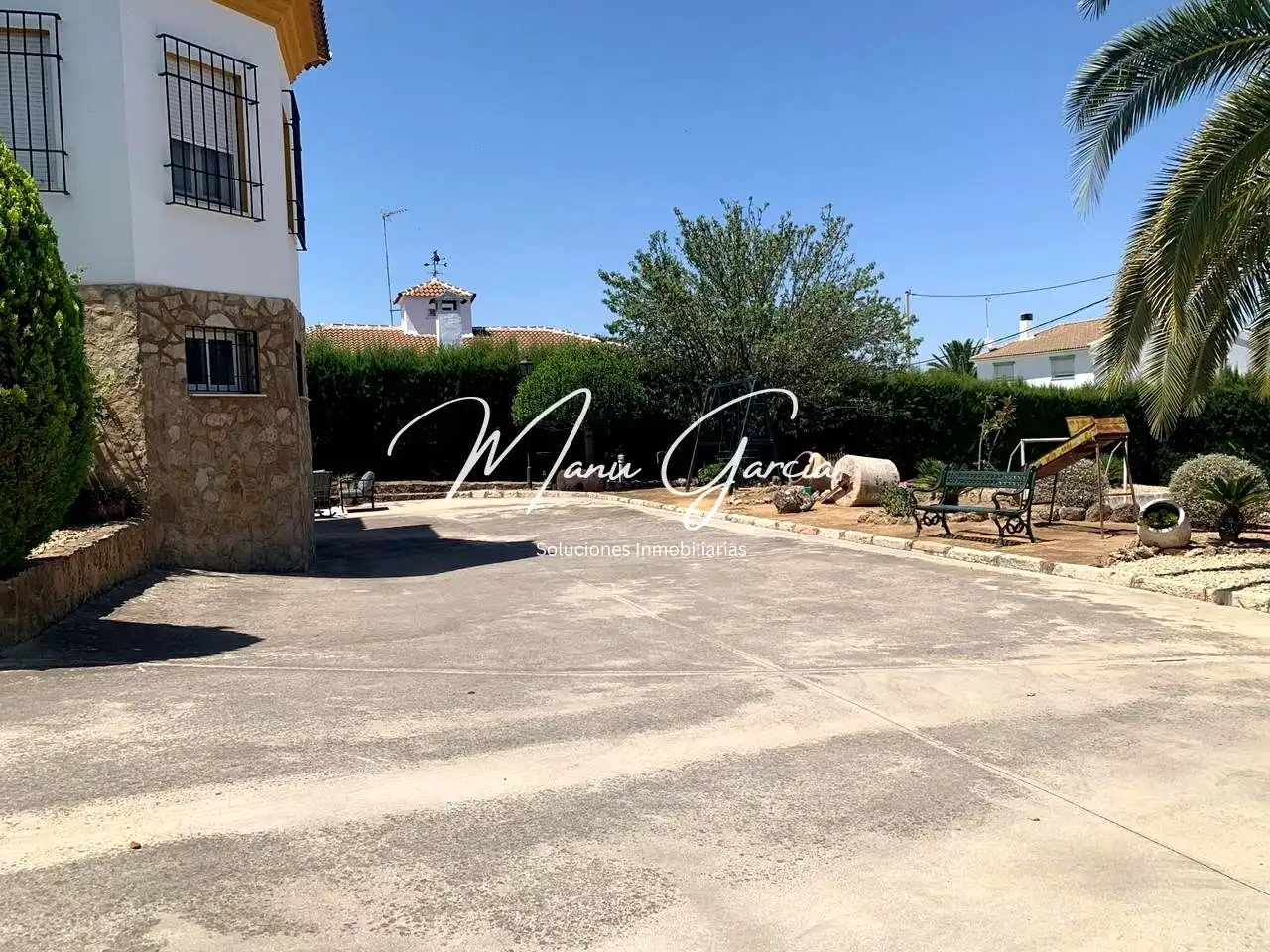 Exterior view of Houses for sale in Lucena