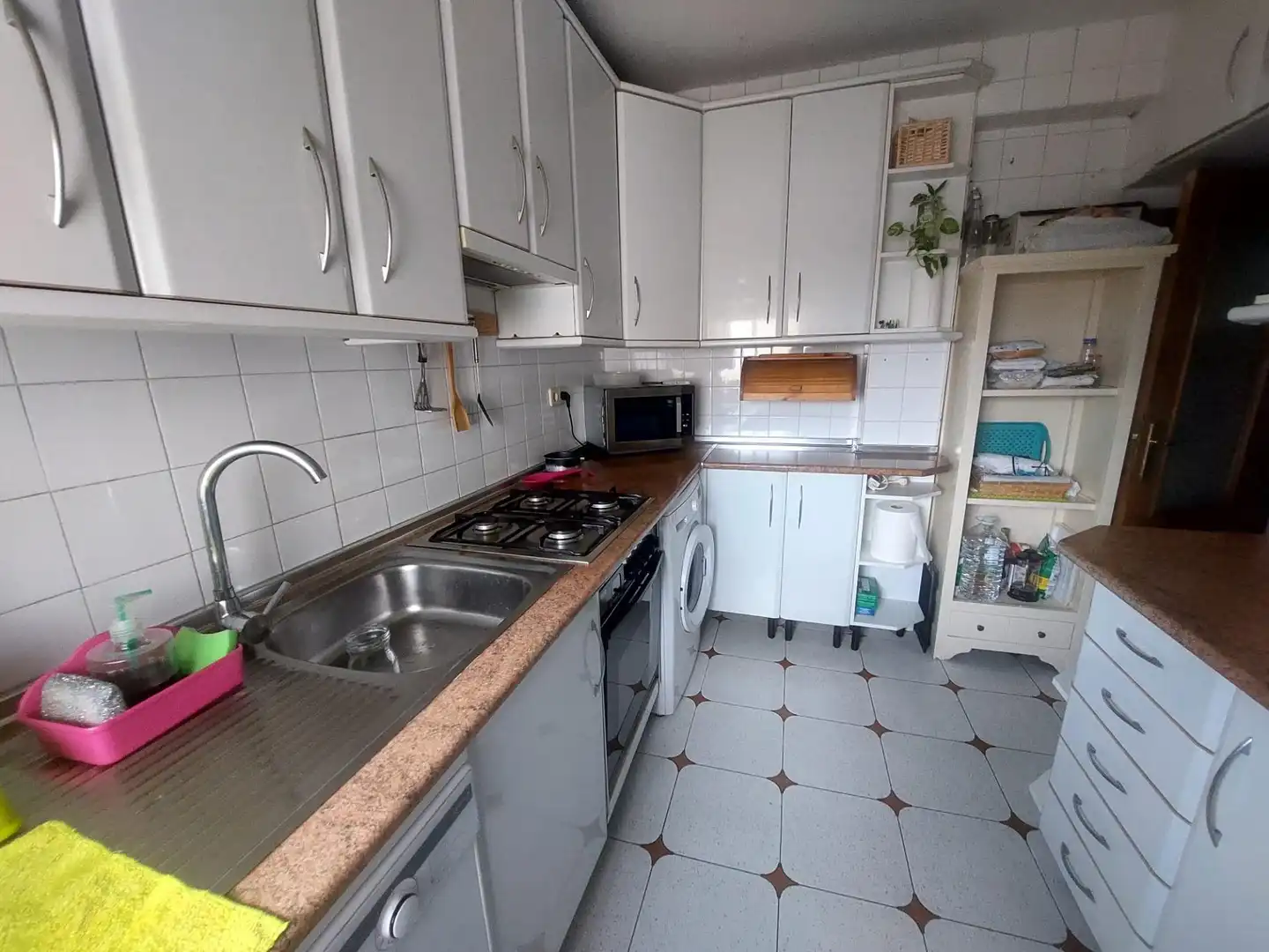 Cocina de Piso en venta en Madrid con Calefacción, Terraza y Amueblado