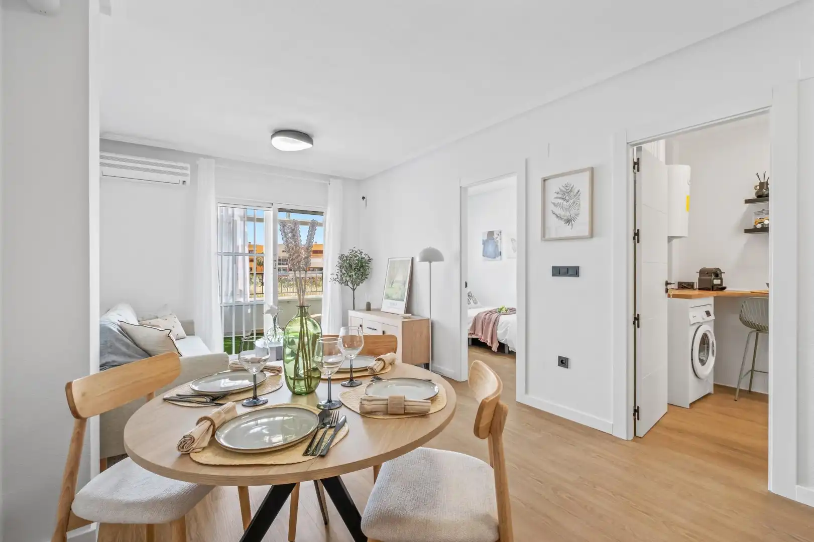 Esszimmer von Erdgeschoss zum Verkauf in Orihuela mit Klimaanlage, Heizung und Terrasse