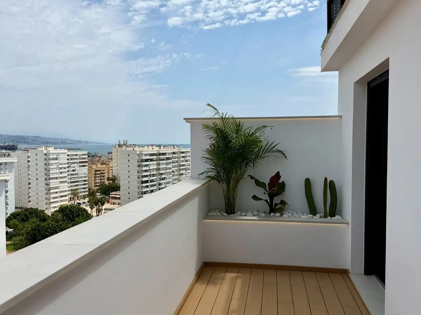 Terraza de Ático en venta en Málaga con Aire acondicionado, Calefacción y Jardín privado