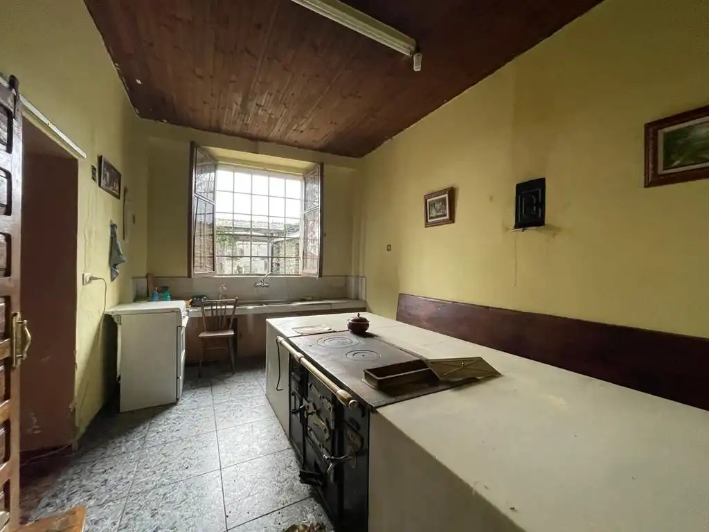 Cocina de Casa o chalet en venta en Pol con Jardín privado y Terraza